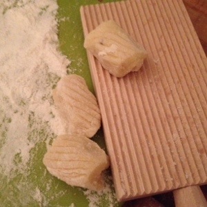 Shaping the gnocchi