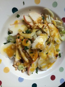 Apple and fennel salad